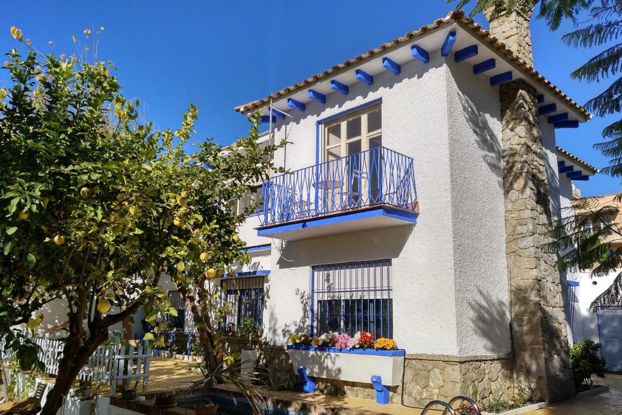 Blue Castle Guesthouse Malaga Luaran gambar